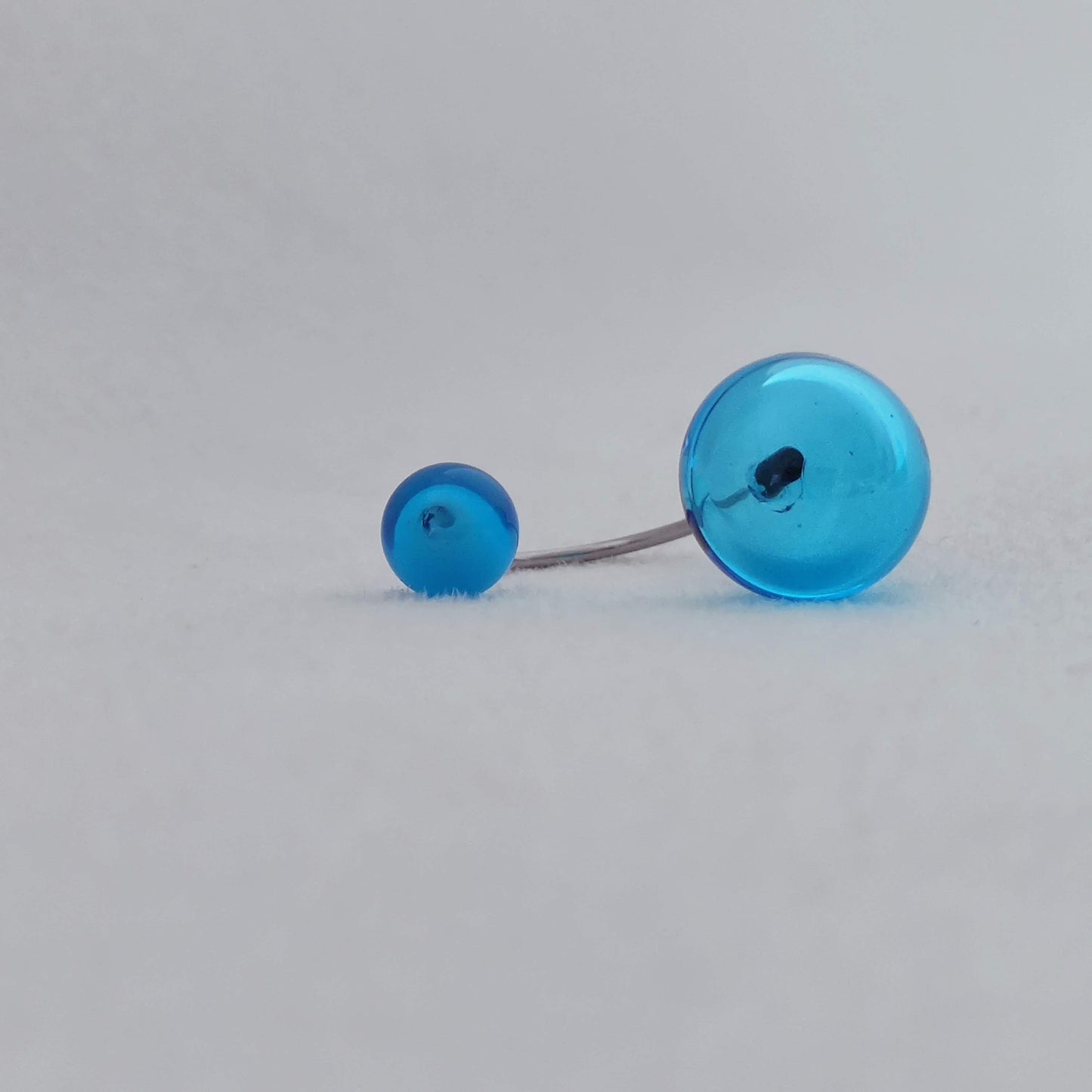 Bague " Kiléyo, les interchangeables invisibles "
