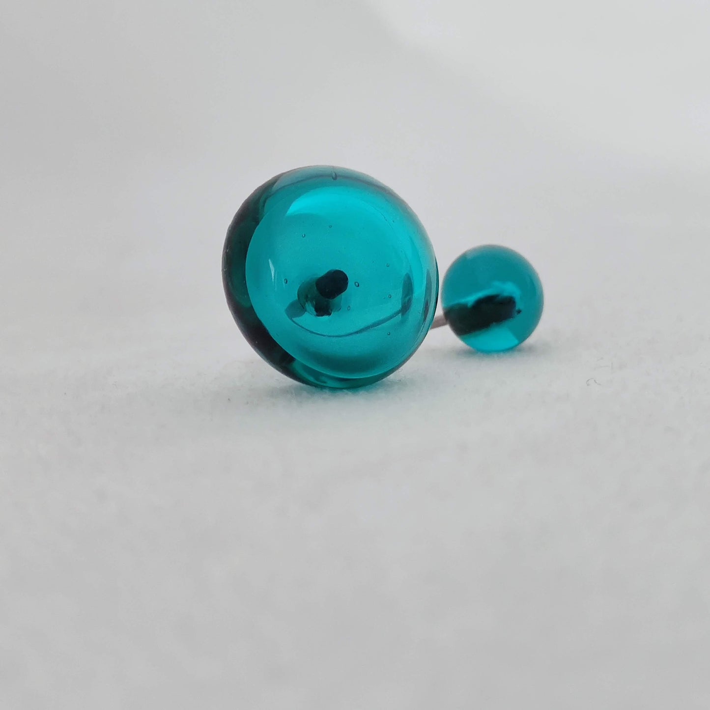Bague " Kiléyo, les interchangeables invisibles "