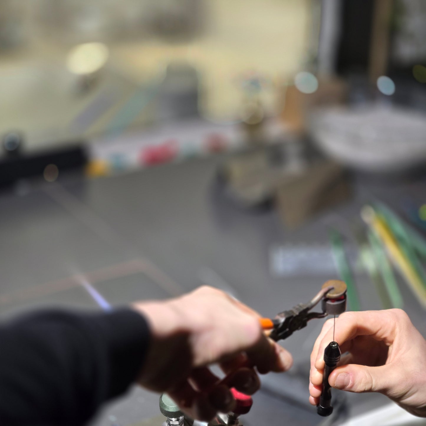 Atelier " Réalisez votre bouquet de fleurs en verre filé au chalumeau " en duo