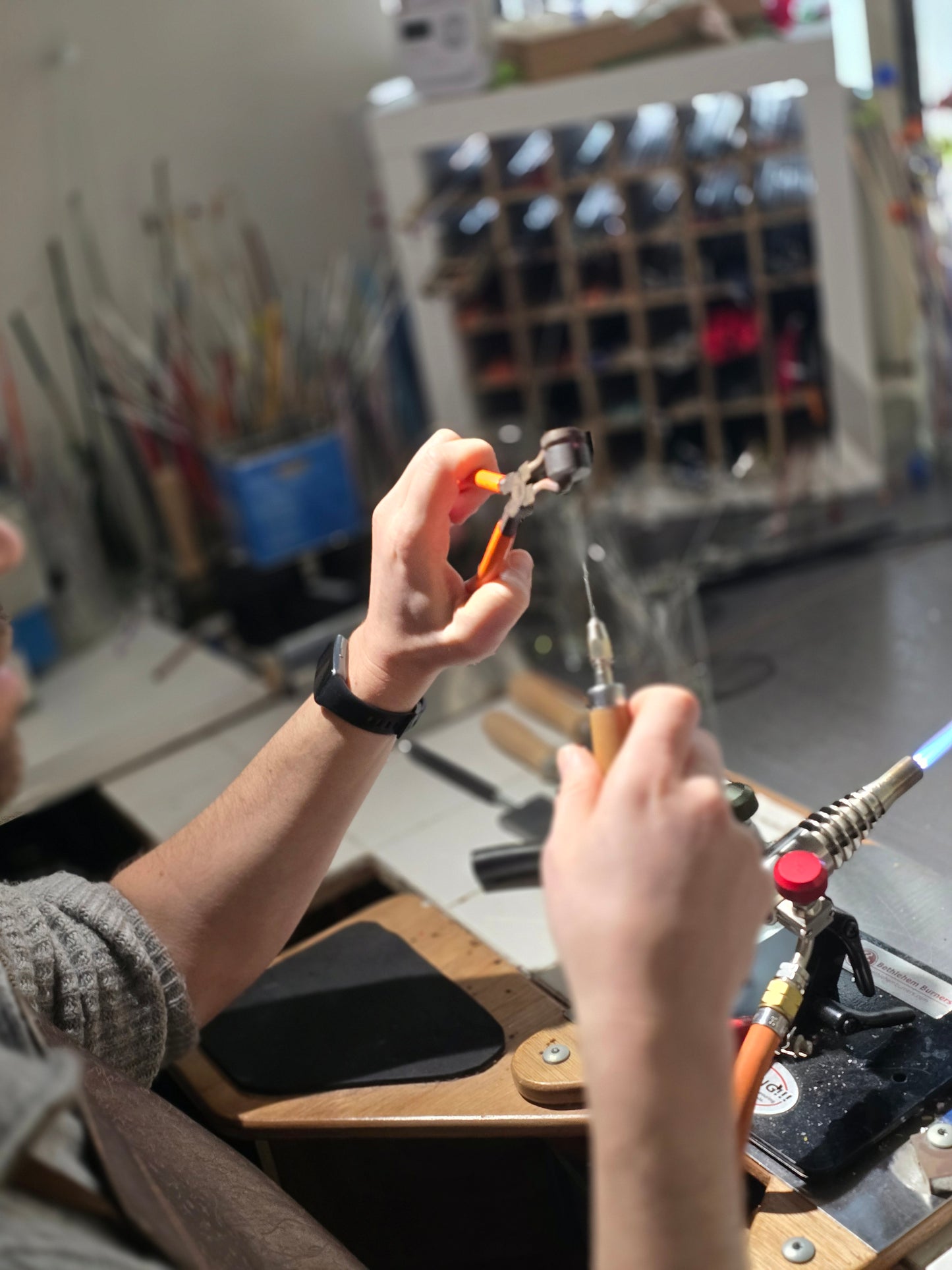 Atelier " Réalisez votre bouquet de fleurs en verre filé au chalumeau " en duo