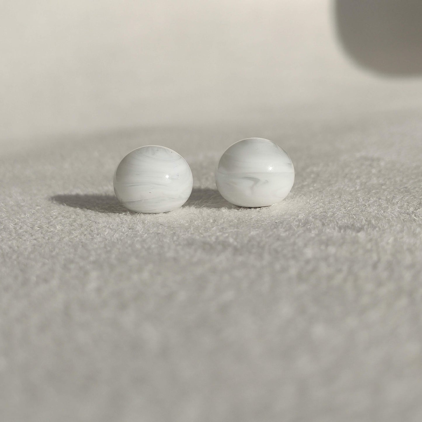 Duo de perles blanches